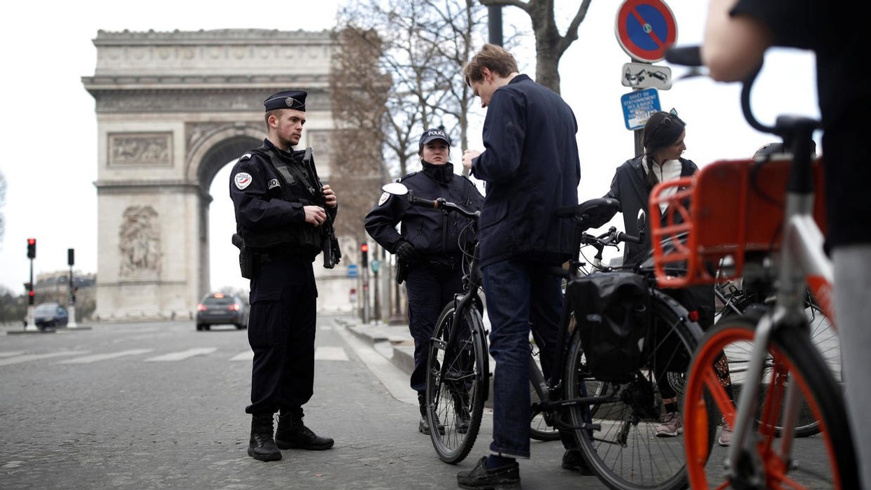 2020/03/w1240-p16x9-2020-03-18T145033Z_567760492_RC2EMF9RAN56_RTRMADP_3_HEALTH-CORONAVIRUS-FRANCE-LOCKDOWN.jpg