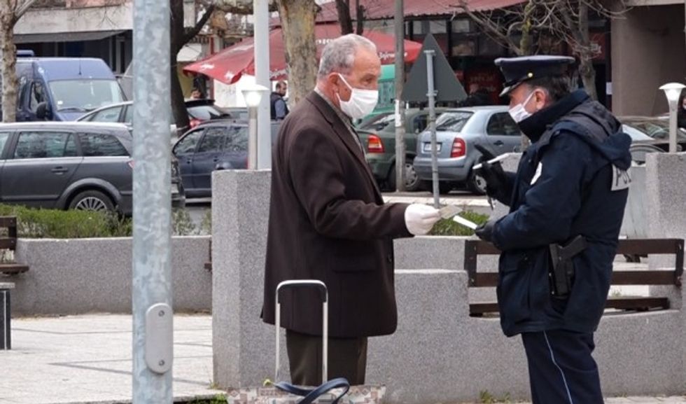 2020/04/policia-ne-mitrovic-1-040420.jpg