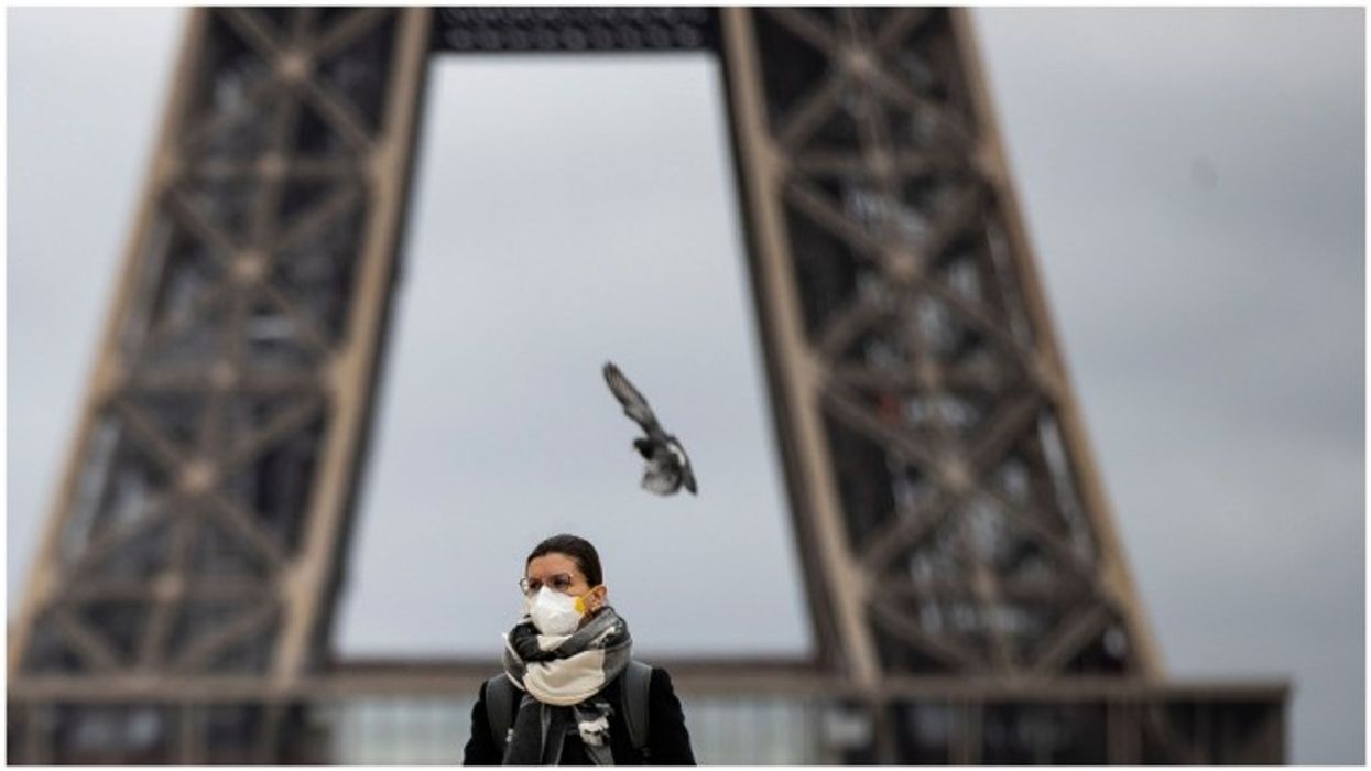 2020/05/coronavirus-eiffel.jpg