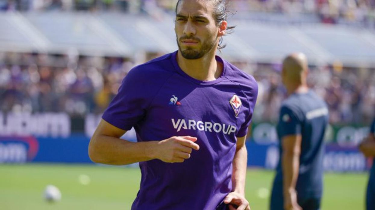 2020/05/martin_caceres_en_un_calentamiento_con_la_fiorentina__001.jpg