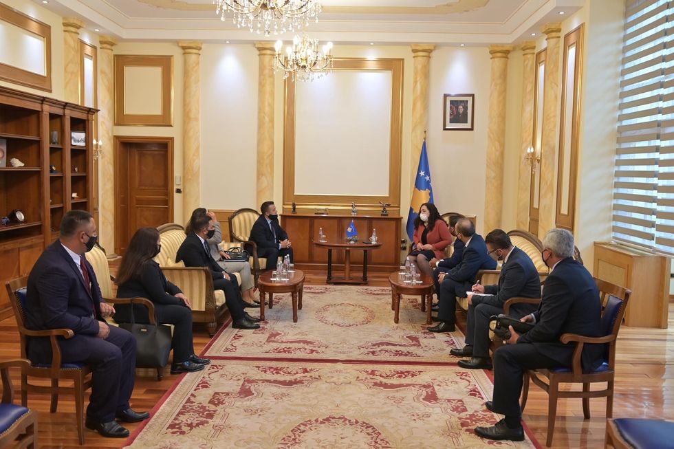 2020 06 24 Kryetarja Osmani priti një delegacion të komunitetit egjiptian 2