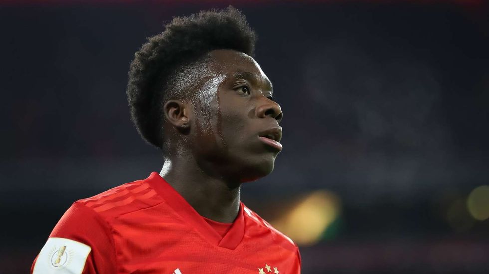 2020/06/alphonso-davies-bayern-munich-2019-20_1du6c30bfnye91ijs02pb62wfg.jpg