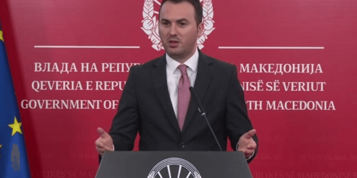 Ademi, VLEN-it: Si do ta shkarkoni të zgjedhurit me vota nëse nuk e zbatojnë ligjin? Ademi, VLEN-it: Si do ta shkarkoni të zgjedhurit me vota nëse nuk e zbatojnë ligjin?