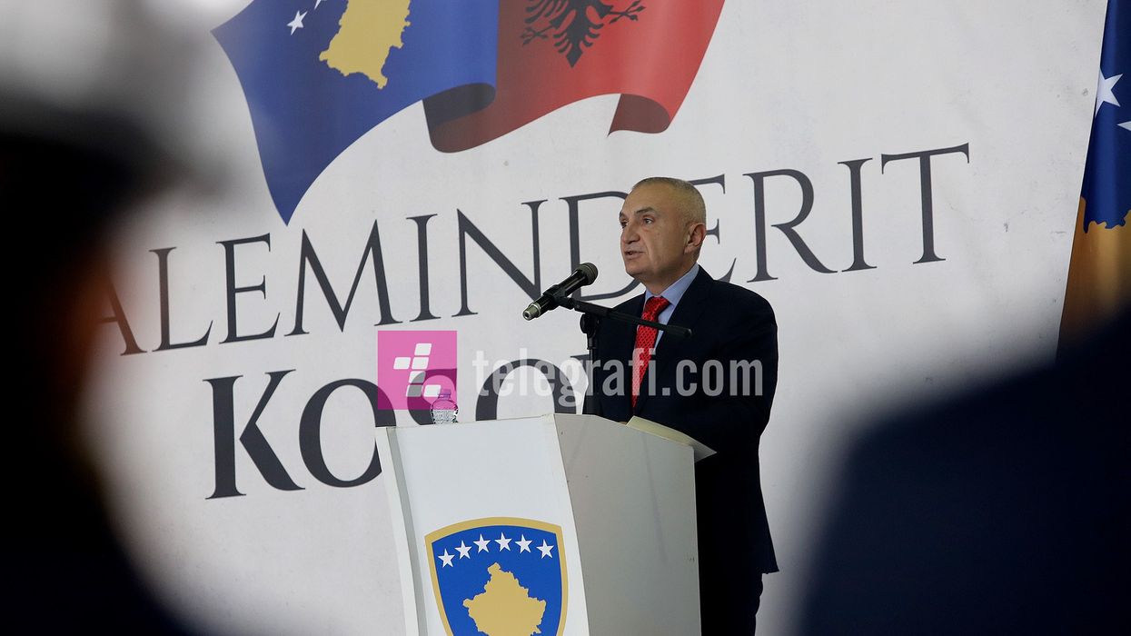 2020/06/Ilir-Meta-ndan-dekorata-per-njesitet-e-kerkim-shpetimit-te-Kosoves-foto-Ridvan-Slivova-31.jpg
