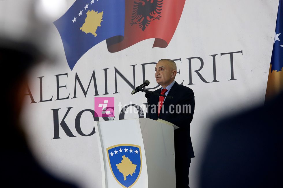 2020/06/Ilir-Meta-ndan-dekorata-per-njesitet-e-kerkim-shpetimit-te-Kosoves-foto-Ridvan-Slivova-31.jpg