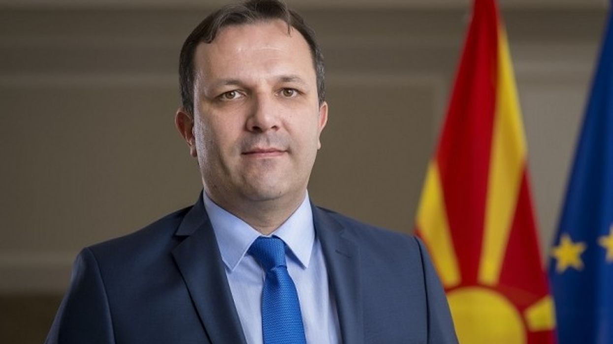 Spasovski: OBRM-PDUKM dëshiron të largojë vëmendjen nga tema të tilla si tragjedia në Koçan, emigrantët, krimet dhe gjendja e keqe ekonomike Spasovski: OBRM-PDUKM dëshiron të largojë vëmendjen nga tema të tilla si tragjedia në Koçan, emigrantët, krimet dhe gjendja e keqe ekonomike
