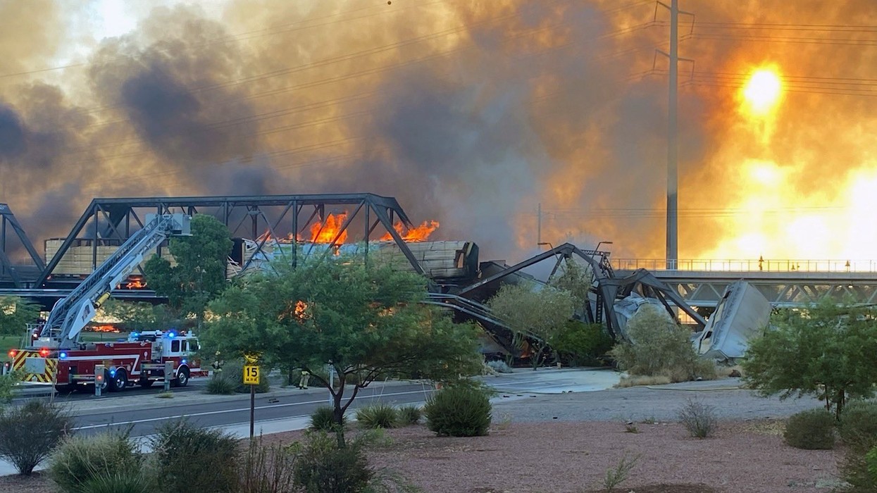 2020/07/200729-tempe-arizona-derailment-se-1052a_de1d2b8bc6ff481c9972ee2f20aca51c.fit-2000w.jpg