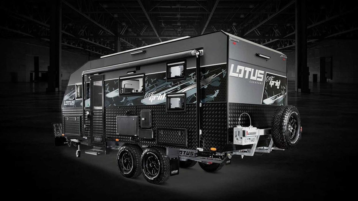 2020/08/2020-lotus-caravans-off-grid-rear-quarter-view.jpg