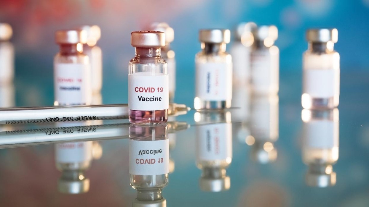 2020/08/covid_ont_vaccine.jpg