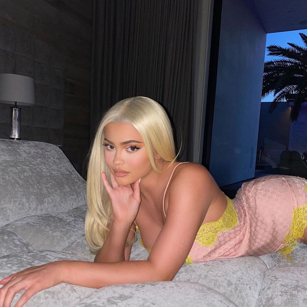 2020/08/kyliejenner_105980916_285834646099080_2745523747996440661_n-e1596815185223.jpg