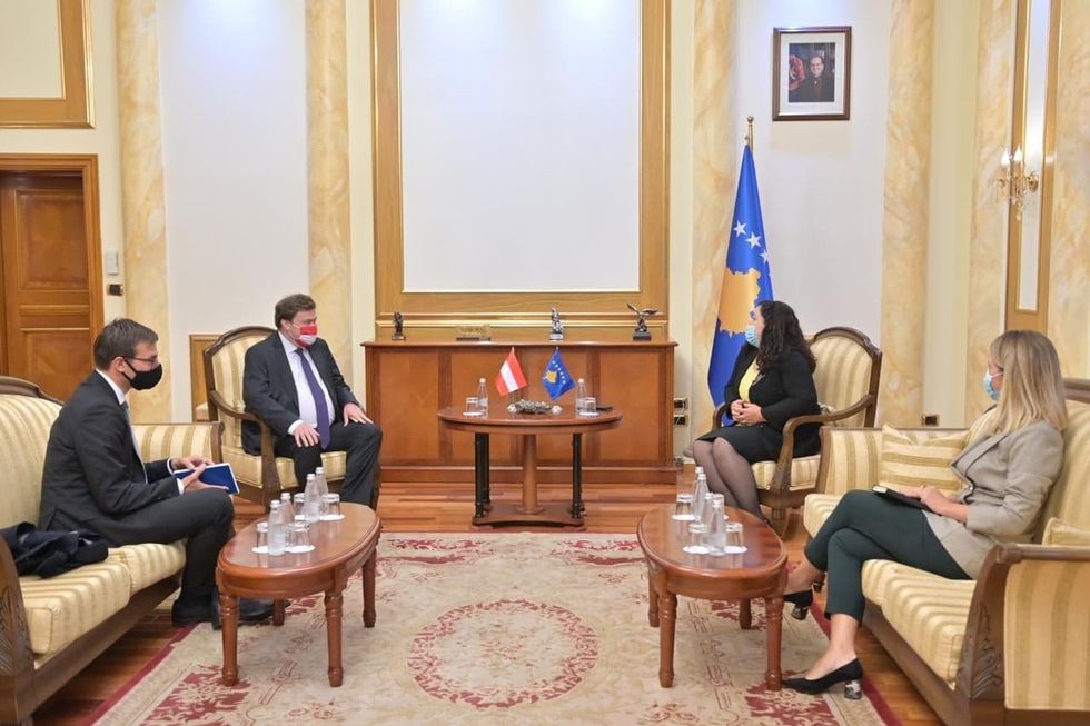 2020 09 29 Kryetarja Osmani priti në takim Ambasadorin e Austrisë Chritoph Widinger 2