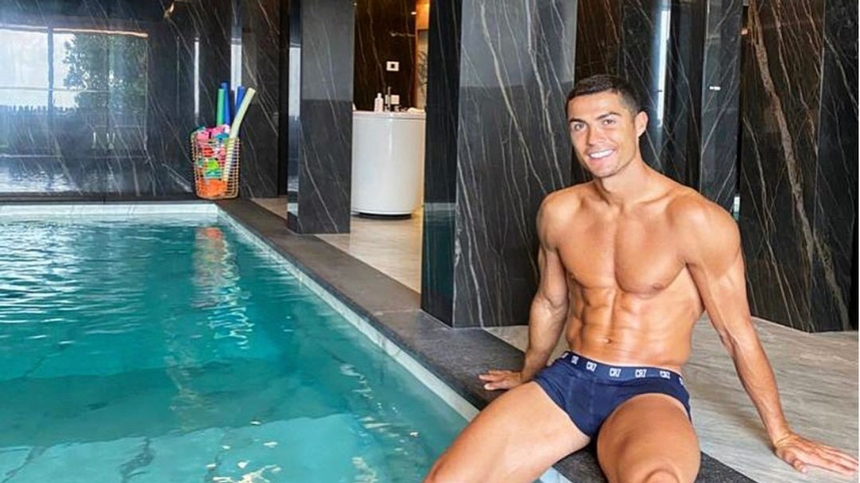 2020/10/cristiano_121602187_953575838469745_2536991940789624615_n-e1602937597324.jpg