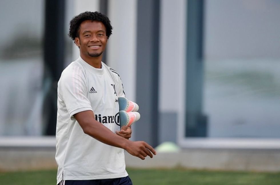 2020/10/cuadrado-1-e1602551519162.jpg