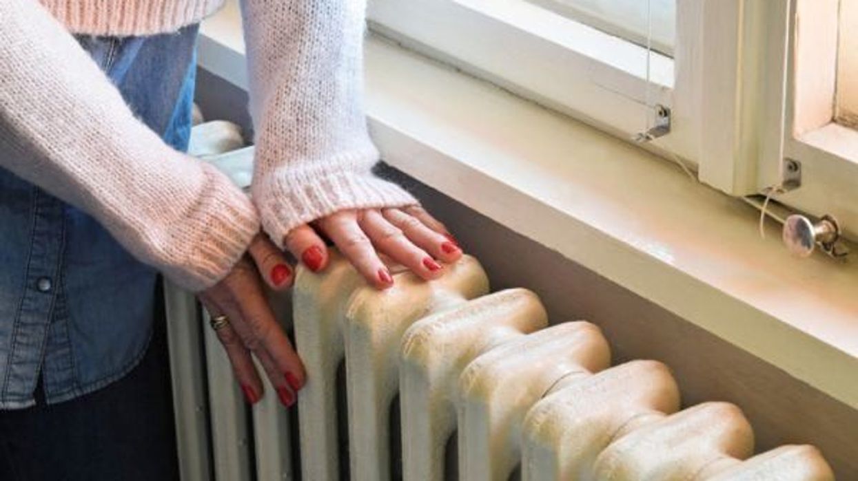 2020/10/How-to-clean-radiators-step-by-step.jpg