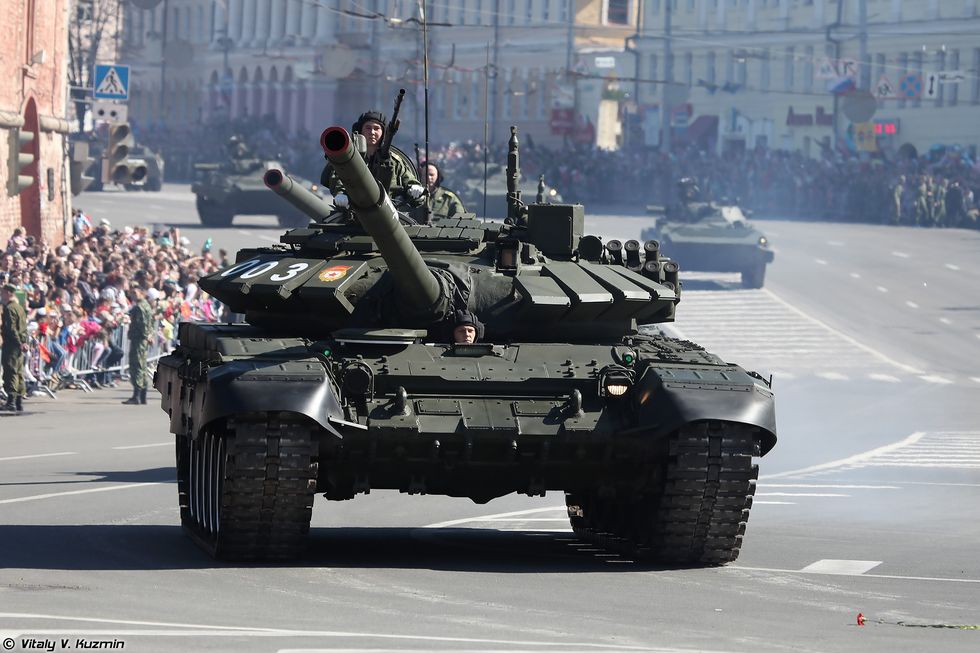 2020/11/T-72.jpg