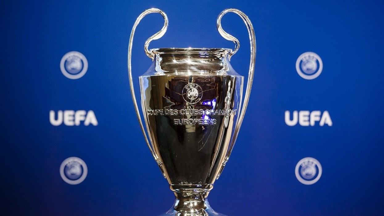 2020/11/UEFA-Champions-League-Trophy-Rex.jpg