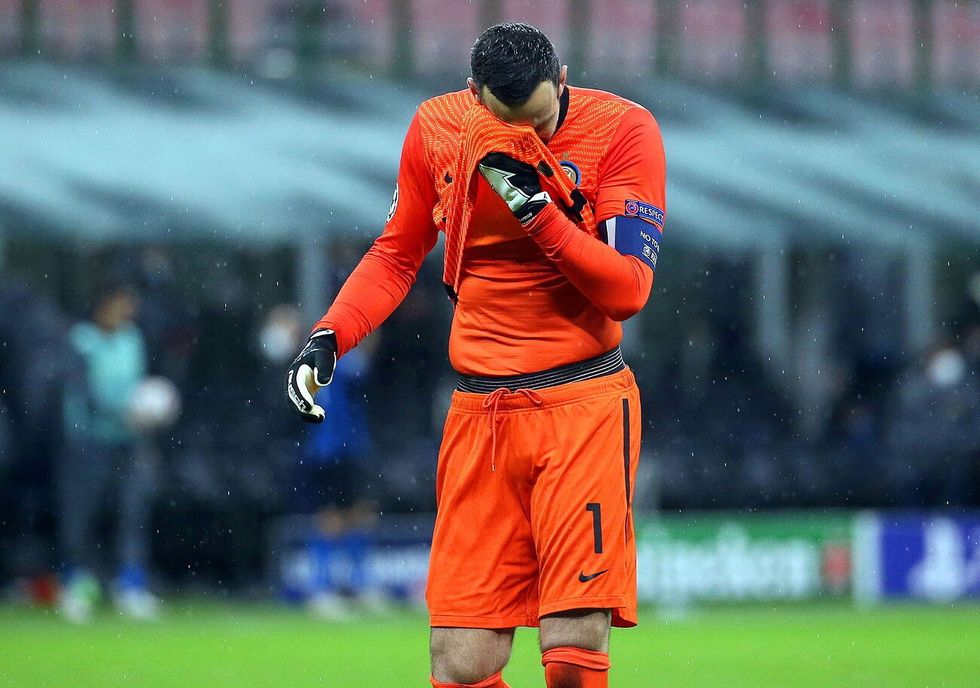 2020/12/9.handanovic.jpg