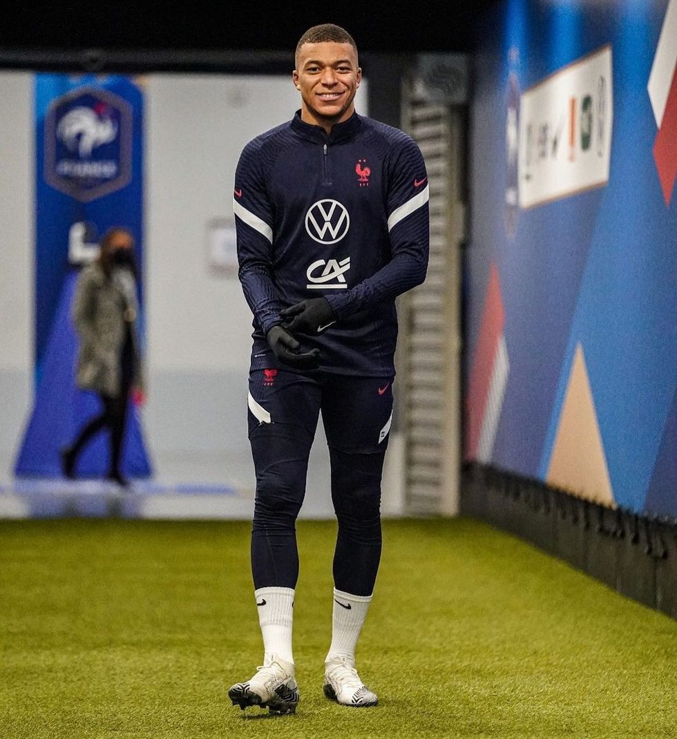 2020/12/mbappe-e1606809391343.jpg