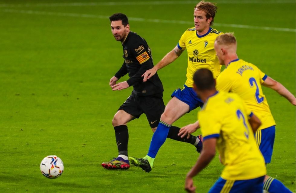 2020/12/messi-cadiz.jpg