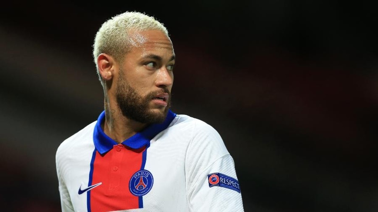 2020/12/neymar-em-acao-durante-partida-entre-manchester-united-e-psg-pela-liga-dos-campeoes-2020-21-1607377446286_v2_900x506.jpg