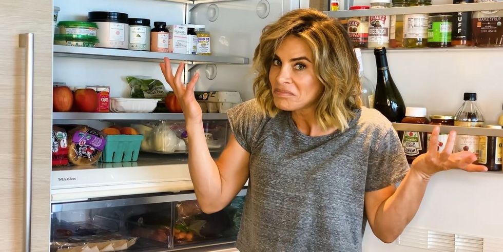 2021/01/2020-womenshealth-fridgetours-ep07-jillianmichaels-ms-v4-fbpatty-1593545834.jpg