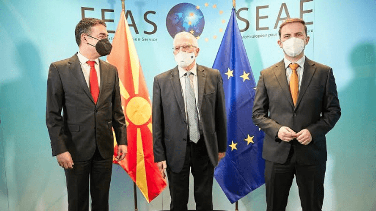 2021/01/Dimitrov-Borrell-Osmani.png