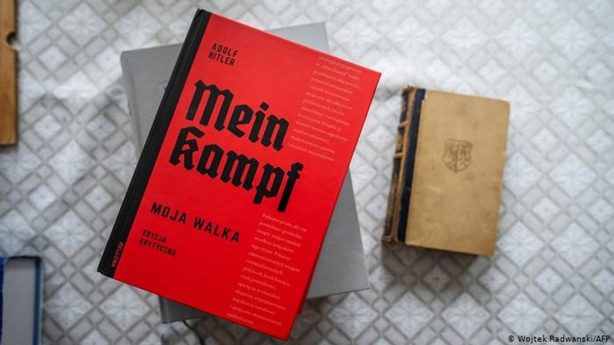 2021/01/mein-kampf.jpg