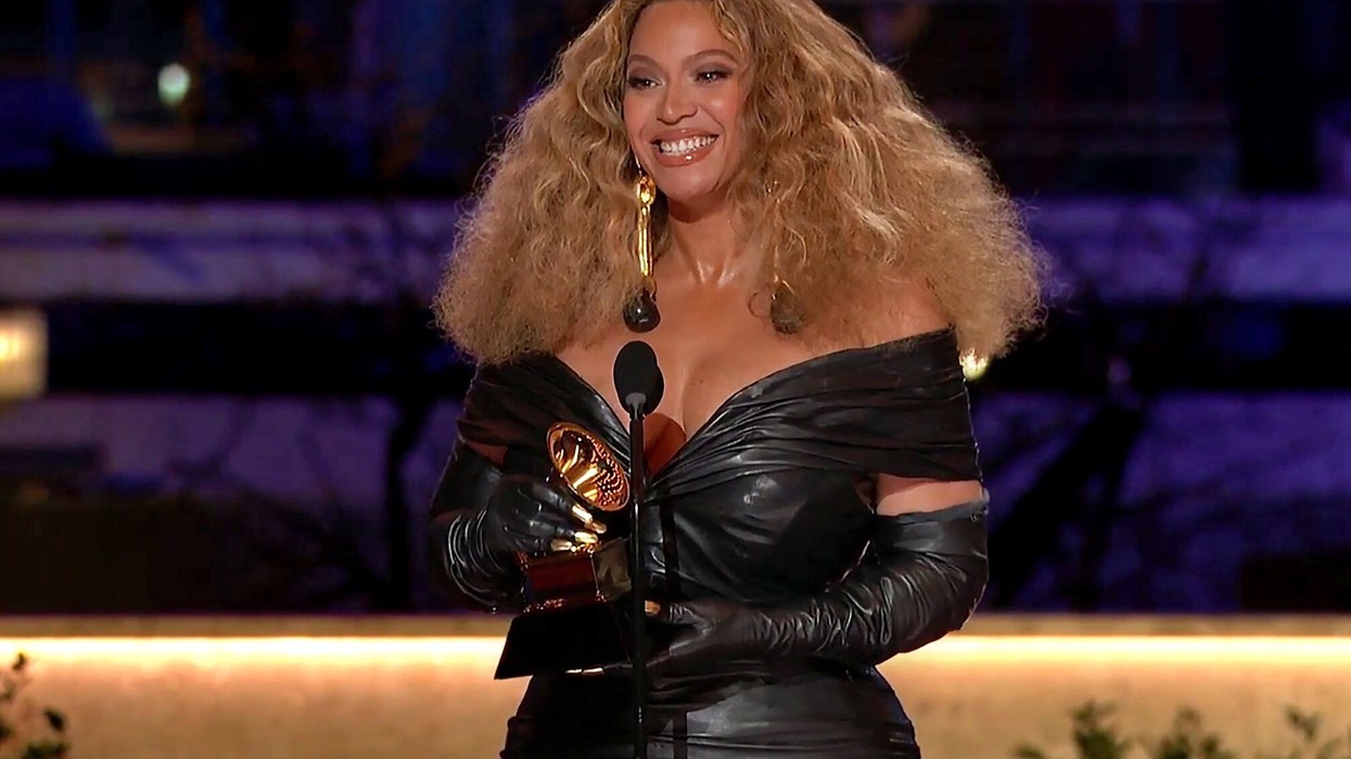 2021/03/Grammys-Beyonce-02-superJumbo-e1615816988910.jpg