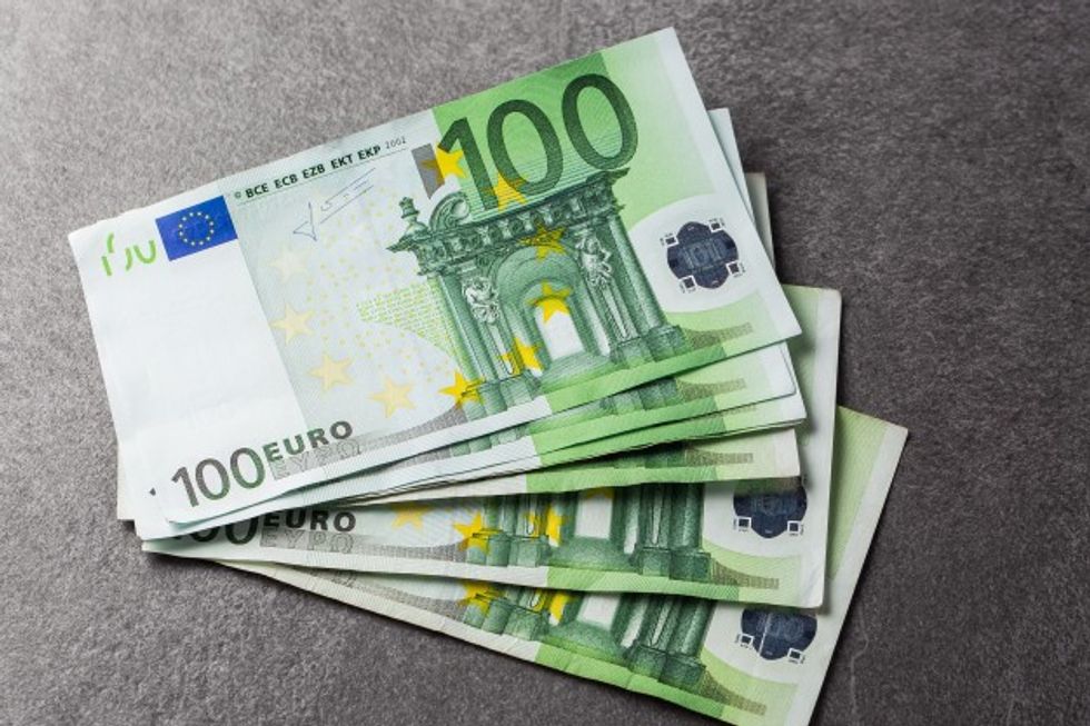 2021/03/group-100-euro-notes-euro-banknotes-close-up-several-hundred-euro-banknotes-many-one-hundred-euro-banknotes-lie-side-by-side-concept-wealth-investment-grey_120962-62.jpg
