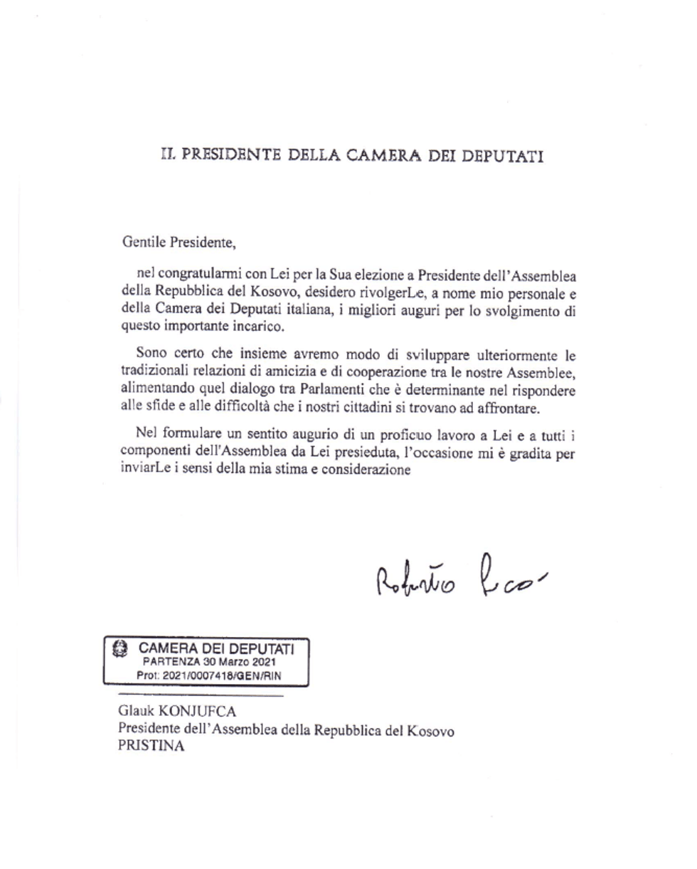 2021 04 01 Kryetari i Dhomes se Deputeteve te Italise Roberto Fico uron kryetarin Konjufca