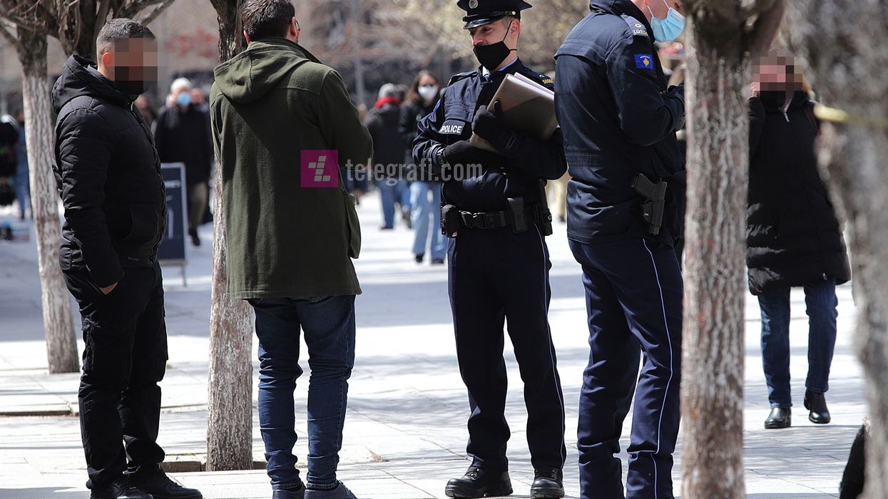 2021/04/Policia-Gjobite-qytetaret-nuk-respektuan-masat-kunder-COVID-19-foto-Ridvan-Slivova.jpg