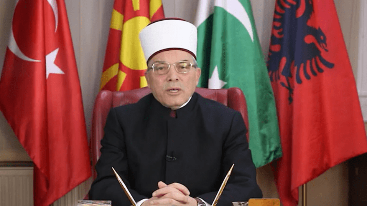 Shaqir Fetahu me mesazh para Kurban Bajramit: Pasuria është dhuratë e Zotit, ajo nuk është qëllim i jetës Shaqir Fetahu me mesazh para Kurban Bajramit: Pasuria është dhuratë e Zotit, ajo nuk është qëllim i jetës