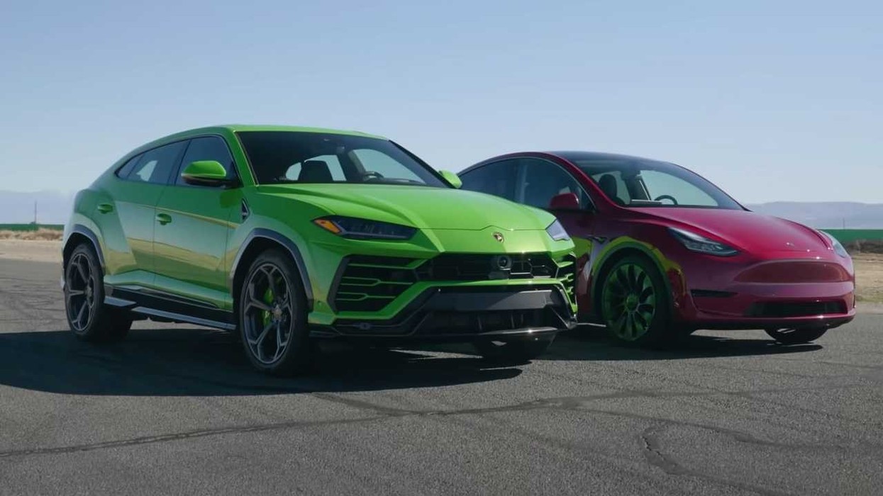 2021/04/tesla-model-y-vs-lamborghini-urus-drag-race.jpg