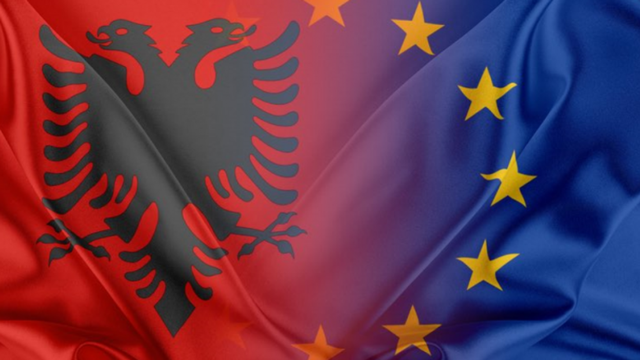 2021/05/albania-eu-flags-1030x438-1.png