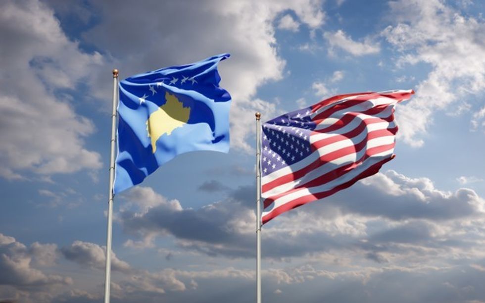 2021/05/beautiful-national-state-flags-kosovo-usa-together_337817-1401.jpg