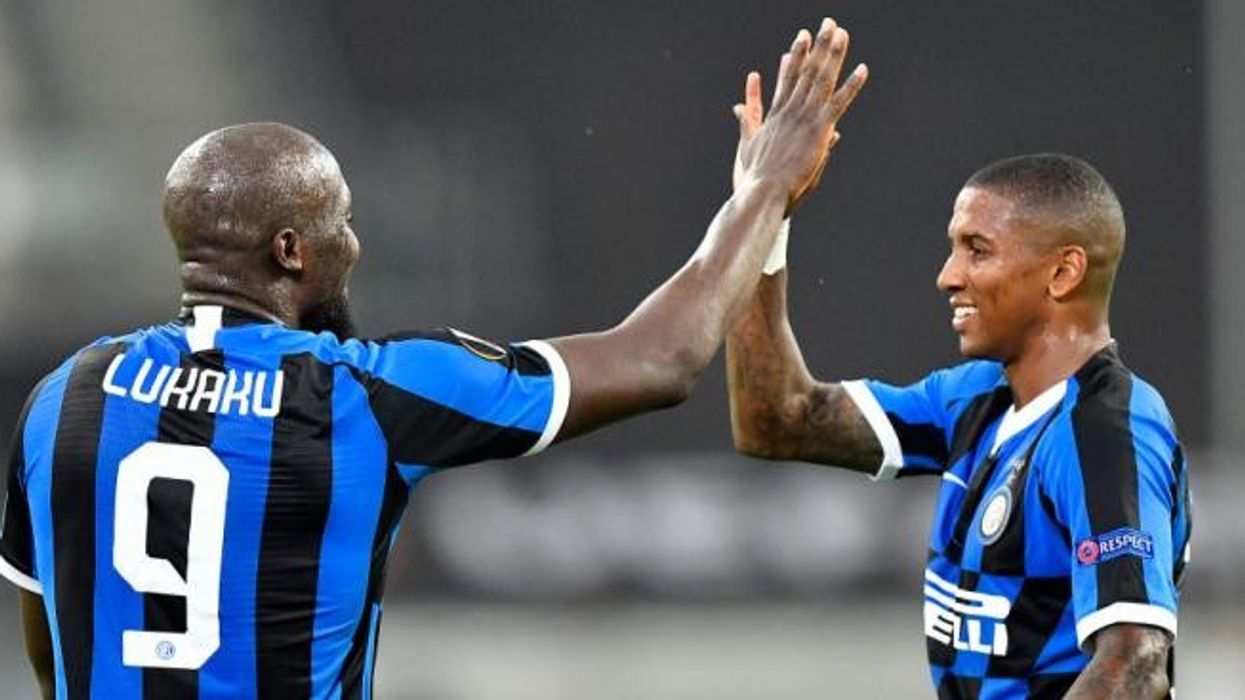 2021/05/Romelu-Lukaku-Ashley-Young-Inter-Milan-TEAMtalk.jpg
