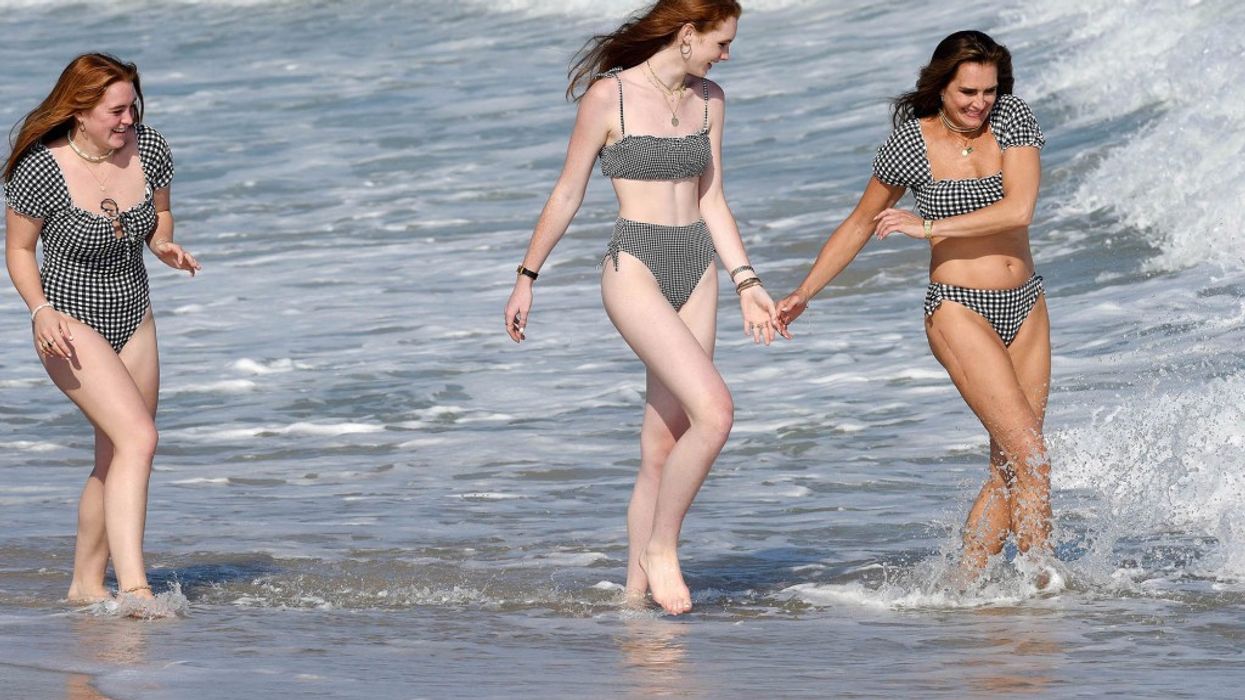 2021/06/brooke-shields-daughters-swimsuits-beach-e1624314081639.jpg