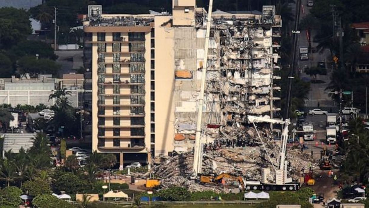 2021/06/surfside-condo-collapse-05-rt-jef-210627_1624813428871_hpMain_16x9_608.jpg