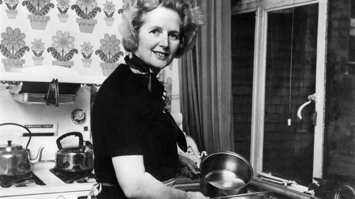 2021/07/hbz-gillian-anderson-margaret-thatcher-lead-1571686112.jpg