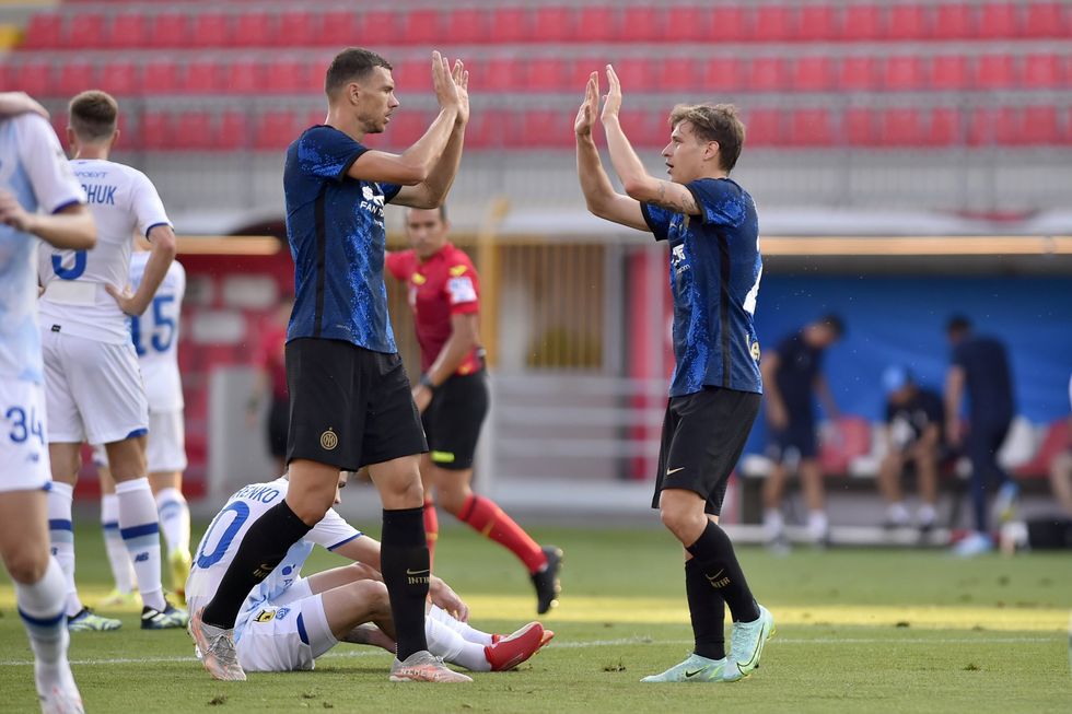 2021/08/Dzeko-Barella-scaled.jpg