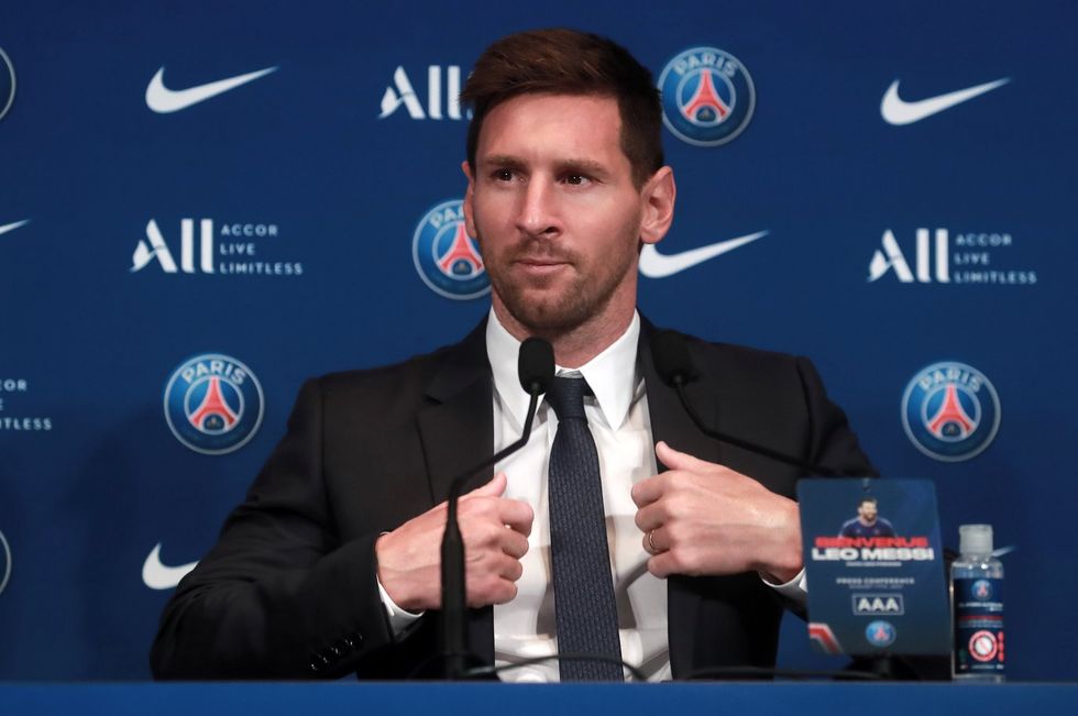 2021/08/messipsg1.jpg