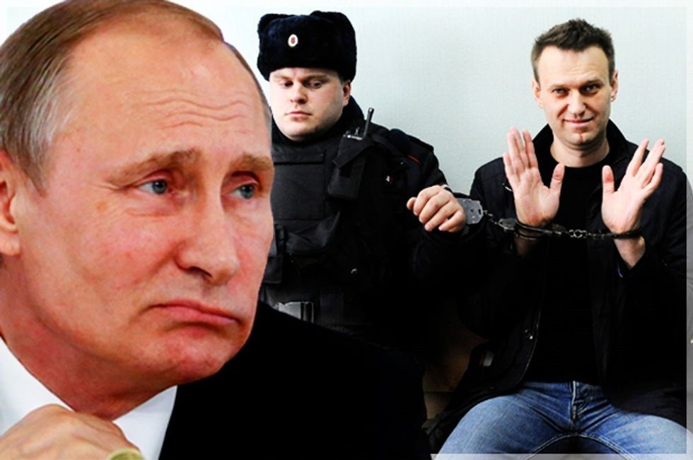 2021/08/putin-navalny-banke.jpg