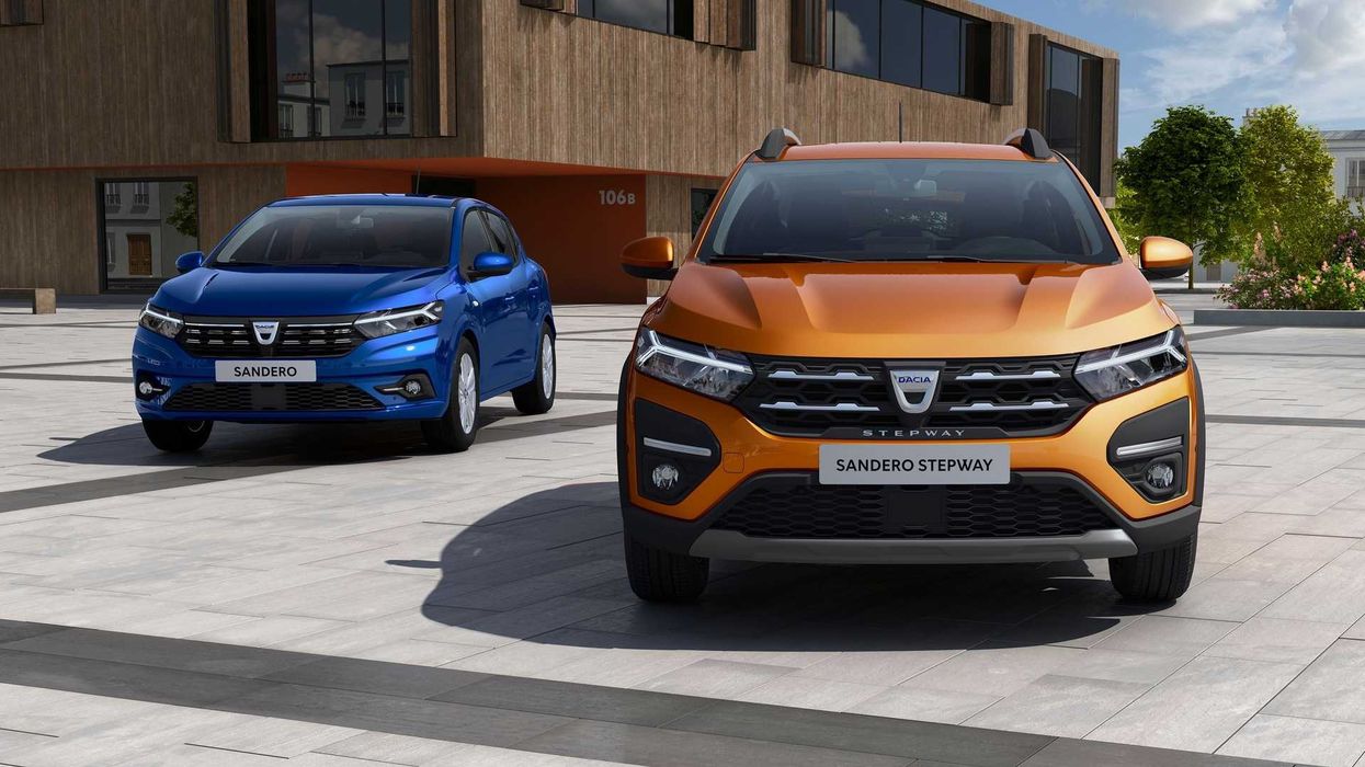 2021/09/dacia-sandero-et-sandero-stepway-2020_1_.jpg