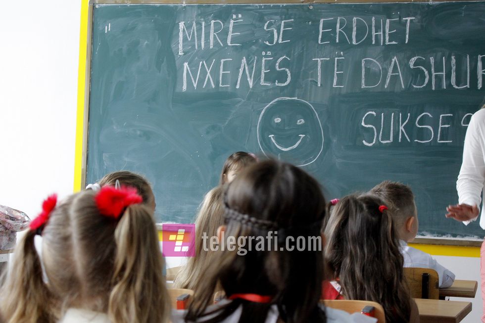 2021/09/nxenesit-ne-fillimin-e-vitit-shkollore-foto-Ridvan-Slivova-1-1-e1632719889436.jpg