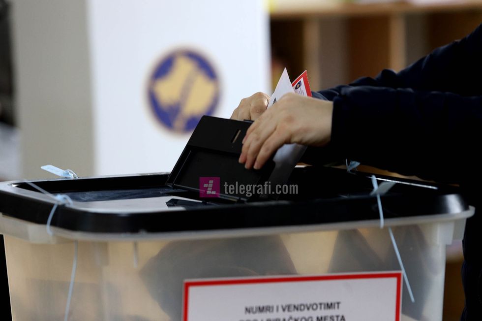 2021/09/votimet-ne-zgjedhjet-e-parakoheshme-2021-foto-Ridvan-Slivova-151.jpg