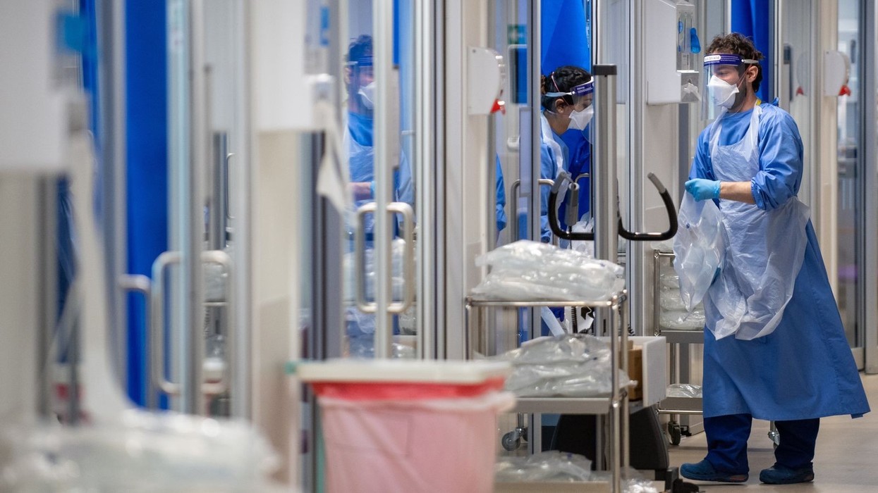 2021/10/skynews-hospital-nhs-covid_5388147.jpg