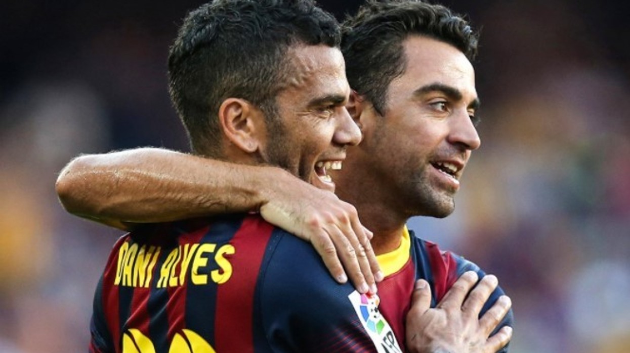 2021/11/Alves-Xavi.jpg