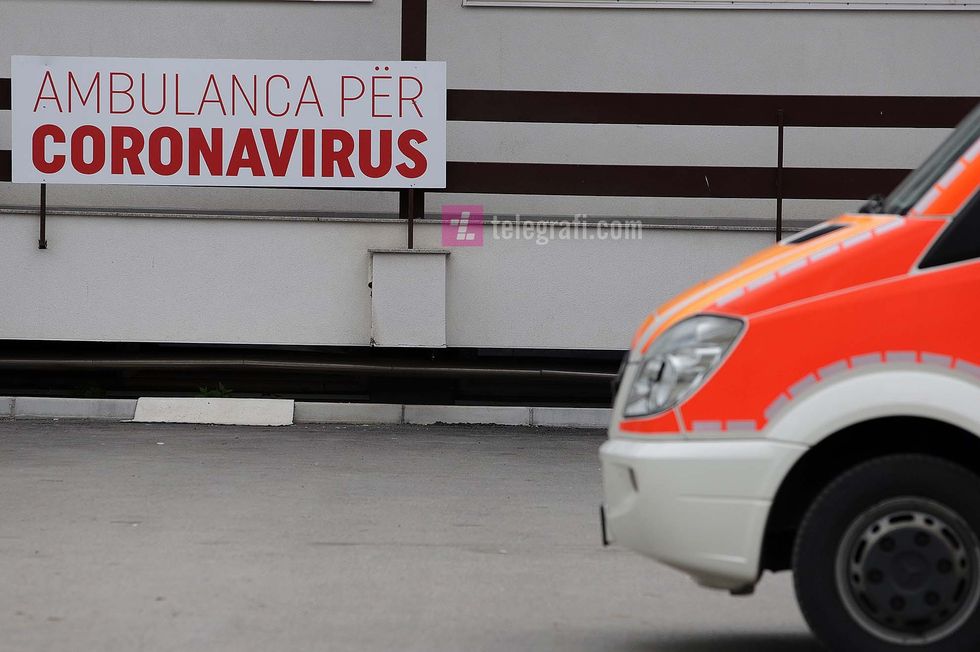 2021/11/klinika-infektive-koronavirus-covid19-foto-Ridvan-Slivova-13.jpg
