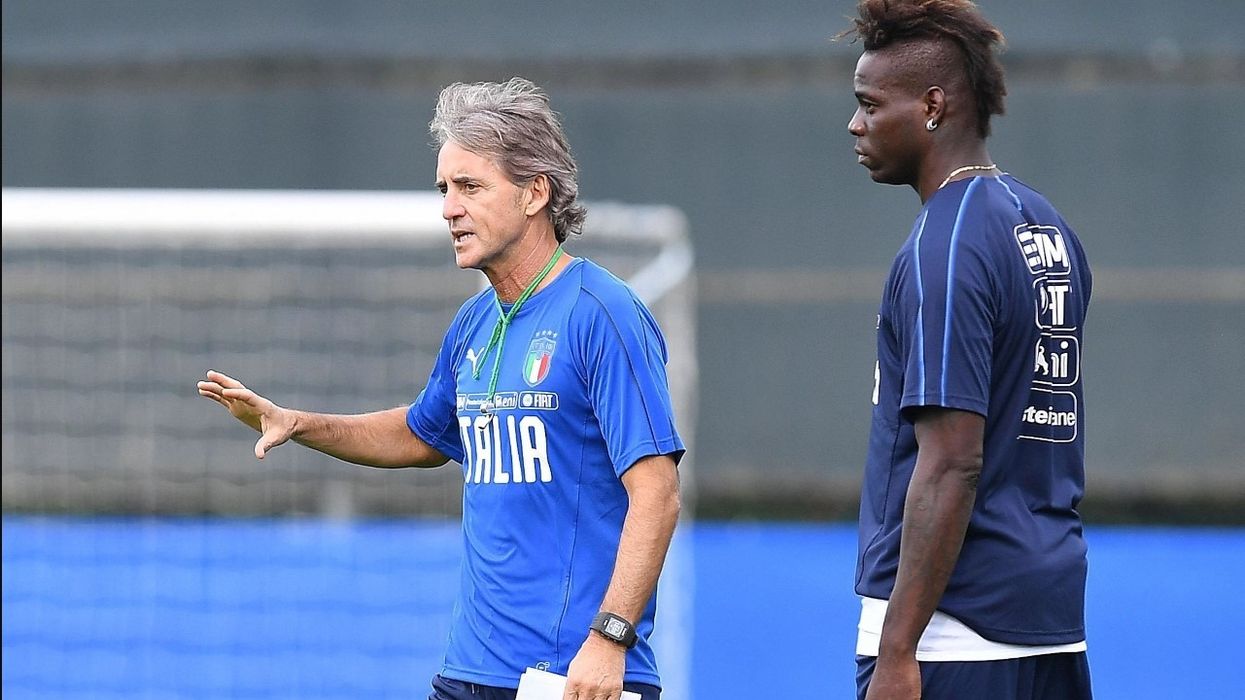 2021/11/Mancini-Balotelli.jpg