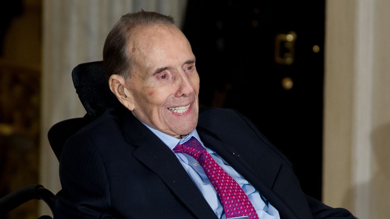 2021/12/bob-dole-1-e1638725272715.jpg